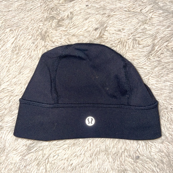 Lululemon Black Ponytail Running Toque / Beanie / Skull Cap - O/S - Picture 5 of 6